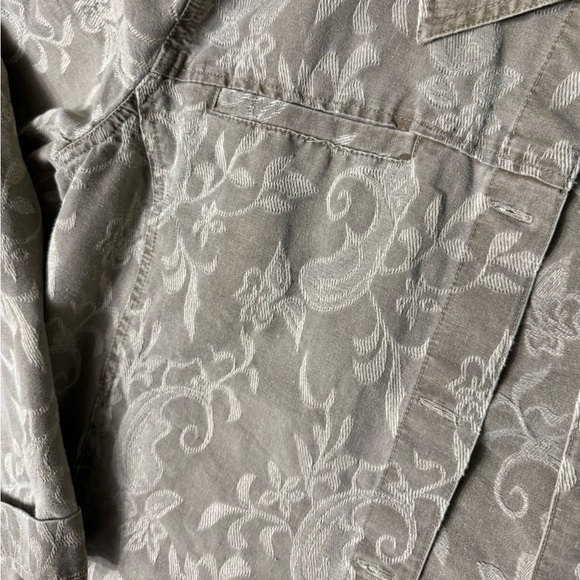 Denim & Co. Khaki Green Floral Jean Jacket Women’s Size Size Large - Picture 4 of 7